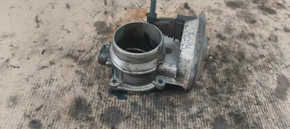 BMW 1 E81 E87 Throttle valve 7804373