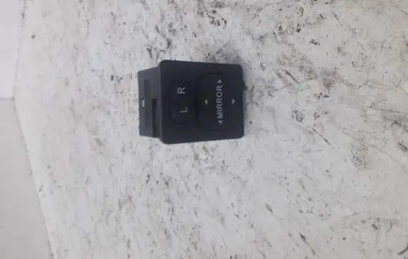 Toyota Auris 150 Wing mirror switch 769746