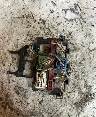 Volkswagen Golf IV Fuse box set 1K1941379A