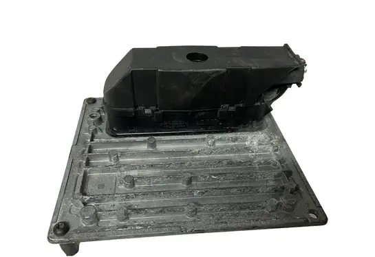 Ford Focus Engine control unit/module 5M5112A650FG S118934102G