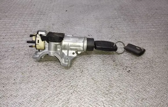 Audi A8 S8 D2 4D Ignition lock 4D0905851E