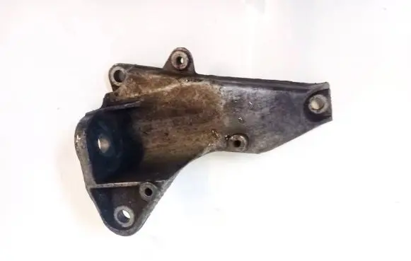 Audi A6 S6 C5 4B Engine mounting bracket 8D0399114