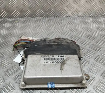 Audi A8 S8 D2 4D Engine control unit/module 4D0907401G