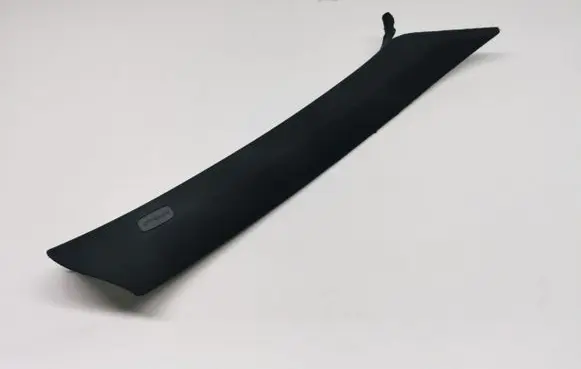 Porsche Cayenne (9Y0 9Y3) (A) pillar trim 7P5867234M