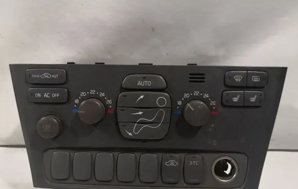 Volvo V70 Climate control unit 8651242 01W19E M619DA00094