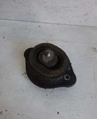 BMW X5 E53 Engine mount bracket 6750727