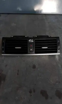 BMW X5 E70 Dash center air vent grill 6958654 7161802 7161801