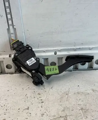 Hyundai i30 Accelerator throttle pedal 32700XXXXX PPGF50
