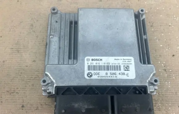 BMW 3 E90 E91 Engine control unit/module 8506438 0281016110 030554418