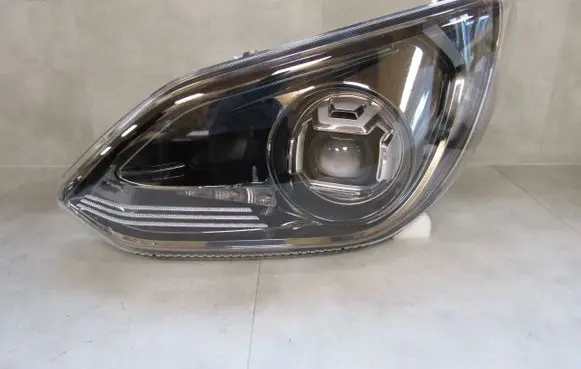 Toyota Aygo X Headlight/headlamp SETRA