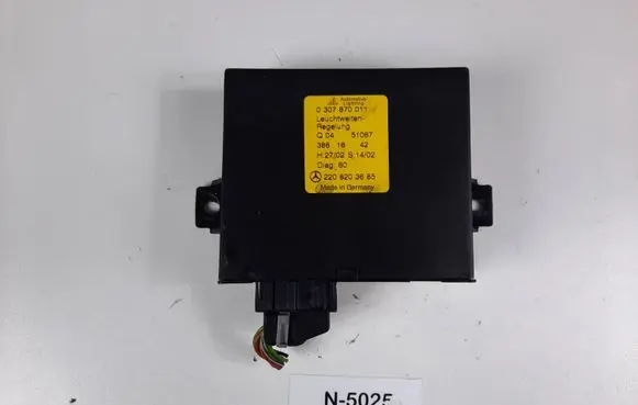 Mercedes-Benz S W220 Light module LCM 0307870011