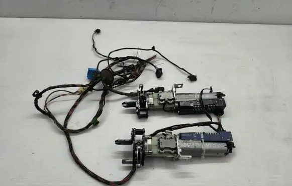 Volkswagen PASSAT B6 Tailgate strut 3C9827384G