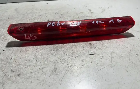 Peugeot 308 Third/center stoplight 966042058001