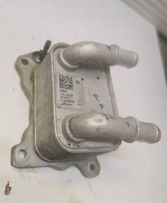 Renault Clio IV Engine oil radiator 213C52032R 268247 FJGY04745