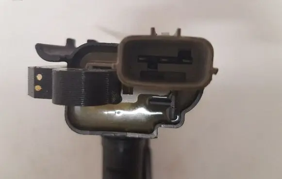 Suzuki Swift I High voltage ignition coil