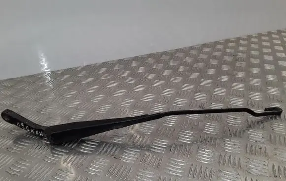 Ford Mondeo Mk III Front wiper blade arm 1S7117526CB 1S7117526 4145