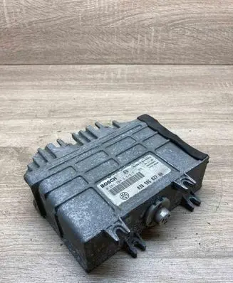 Volkswagen Golf III Engine control unit/module ECU 030906027AA 0261204616