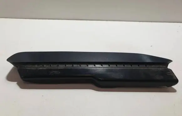 Dodge Challenger Front grill 68184546A
