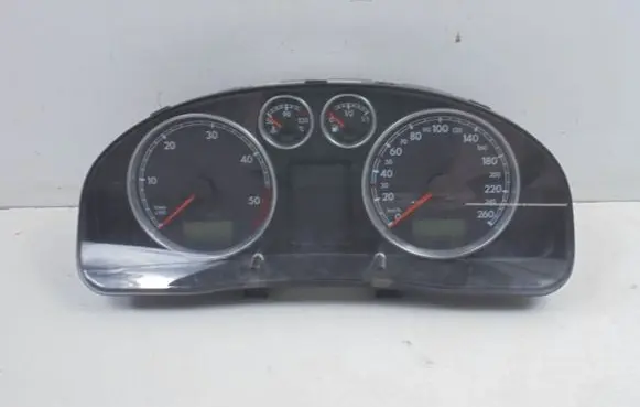 Volkswagen PASSAT B5.5 Speedometer (instrument cluster) 3B0920805A