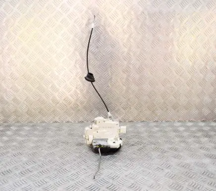 Audi A4 S4 B7 8E 8H Front door lock 8E1837016AA