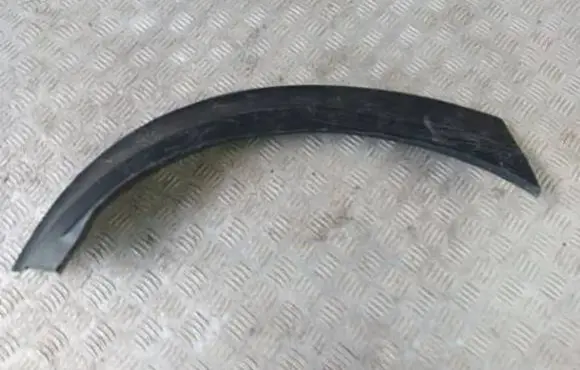 Rear arch trim