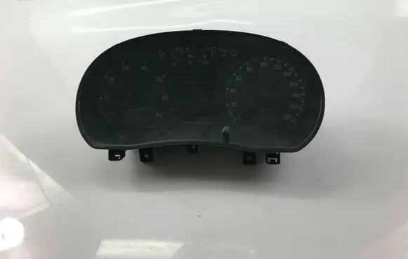 Volkswagen Polo IV 9N3 Speedometer (instrument cluster) 6Q0920825A P2455