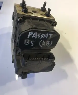 Volkswagen PASSAT B5 ABS Pump 8E0614111AB 0265216559