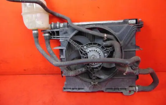 Smart ForTwo II Coolant radiator