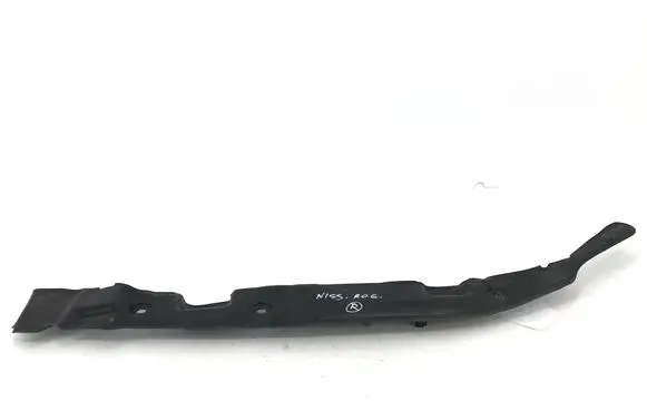 Nissan Rogue Fender foam support/seal 631306RA0B