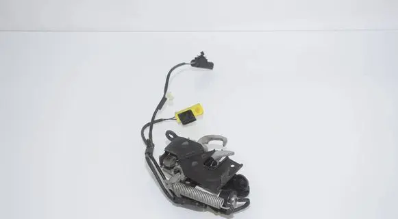 BMW 5 G30 G31 G38 Engine bonnet/hood lock/catch 7347410 51237347410