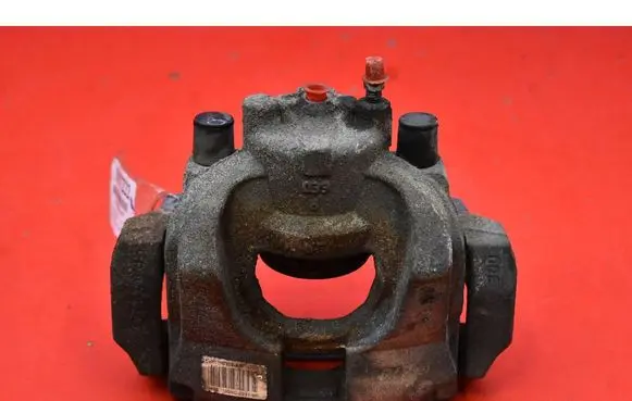 Ford Mondeo MK I Front brake caliper DG9C2011BE