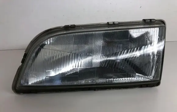 Volvo S40, V40 Headlight/headlamp