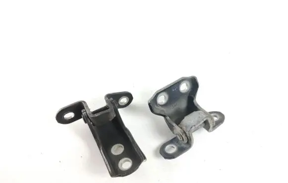 Toyota Tundra II Front door hinge set 