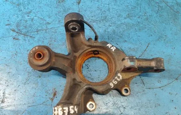 Toyota Venza Rear wheel hub spindle/knuckle 423040T020