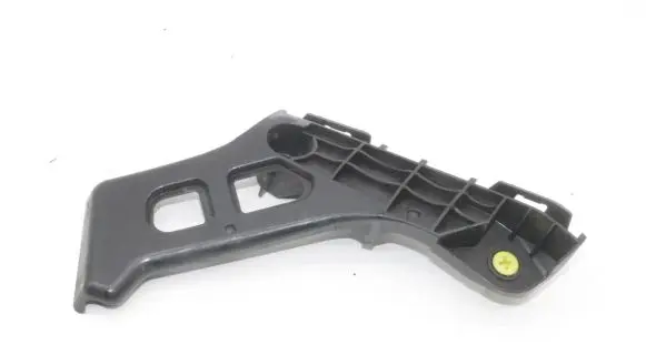 Lexus CT 200H Front bumper mounting bracket 5211676011