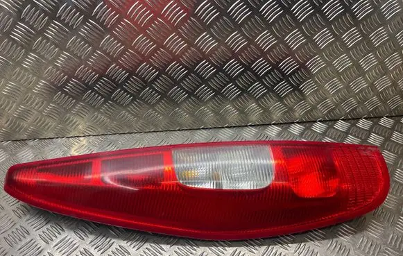 Mitsubishi Colt Rear/tail lights S1022A01
