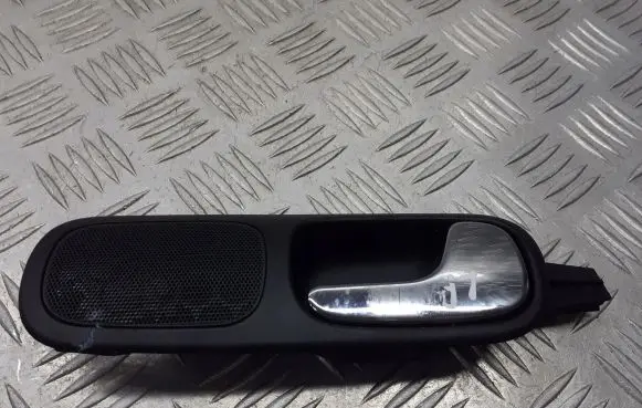 Audi A3 S3 8L Front door interior handle 8L0837020