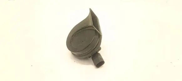 Audi Q3 8U Horn signal A050690