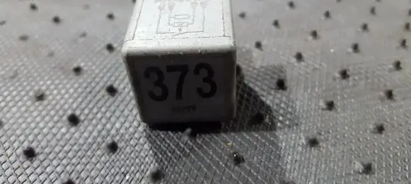 Audi A4 S4 B7 8E 8H Other relay 8D0951253A V23134-B52-X301