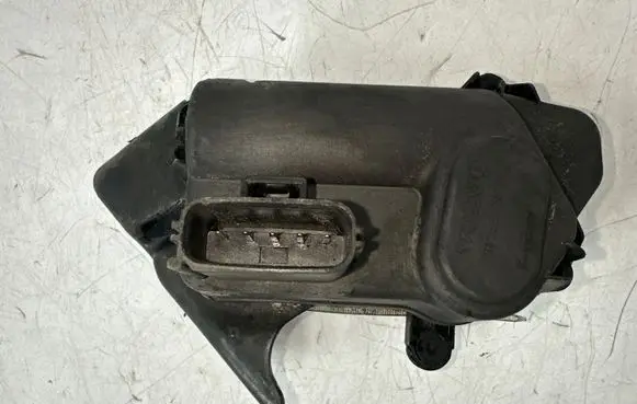 Volvo V70 Intake manifold valve actuator/motor 30756100