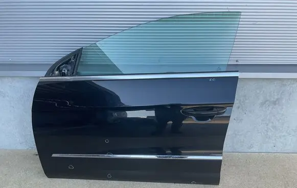 Volkswagen PASSAT CC Front door LC9X