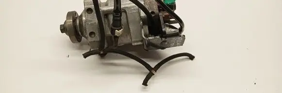 Ford Focus Fuel injection high pressure pump 9303-102D