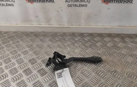 Volkswagen Transporter - Caravelle T4 Wiper control stalk 703953503E