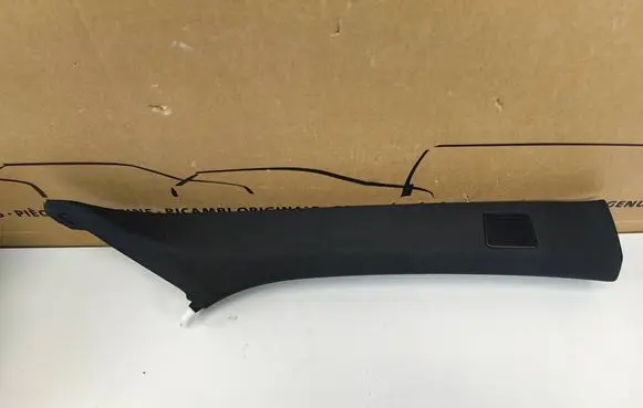 Audi Q8 (A) pillar trim 4M8867234B 4M8867234BYW5