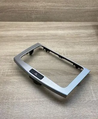 Volkswagen PASSAT B7 Dashboard trim 3AA858069