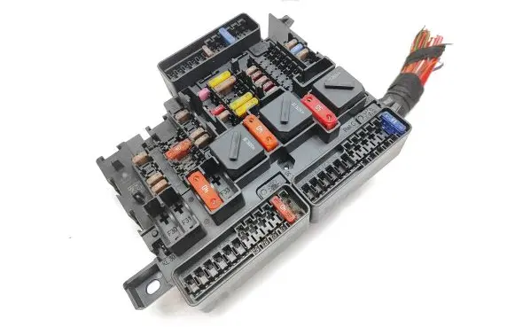 BMW 2 F46 Fuse module 9270355 RCTA910113