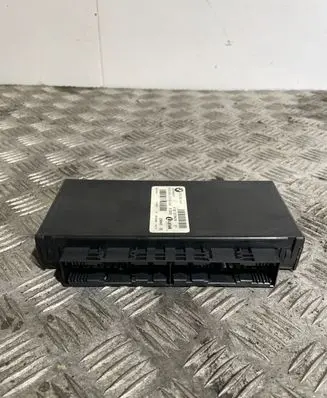 BMW 5 E60 E61 Comfort/convenience module 9176078 532256861 82333