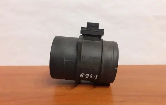 Volkswagen Golf VII Mass air flow meter 03L906461A 0281002956