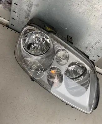 Volkswagen Touran I Headlight/headlamp 1T0941006F 0301205202