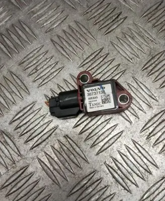 Volvo V50 Airbag deployment crash/impact sensor 30737138